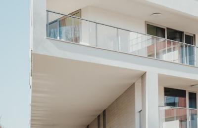 Walnut Park Apartment